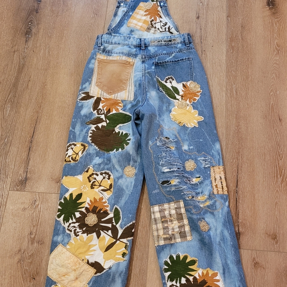 Upcycled & Handcrafted Floral Patchwork Denim Ove… - image 8